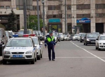 Người di cư nước ngoài vi phạm luật giao thông có thể bị trục xuất ?