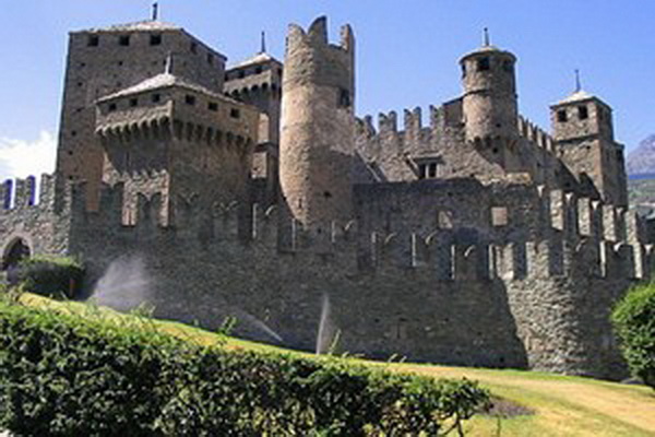 Italy bán hàng trăm tài sản quốc gia vì khủng hoảng