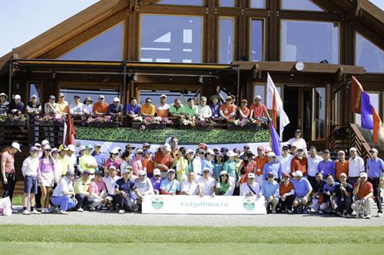 Giải golf kết nối người Việt tại LB Nga