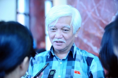 Dân mong người đứng đầu trực tiếp nói về Biển Đông