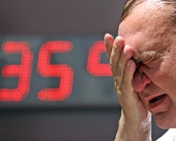 Nga: Trời nóng bức bất thường, mạng xã hội tạm ngưng hoạt động