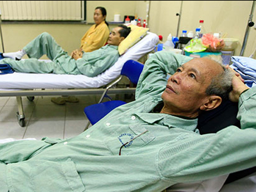 Người nghèo... phải chết!