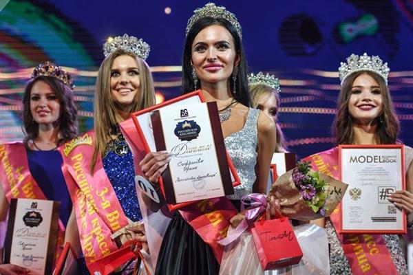 Ngắm nhan sắc các cô gái Nga trẻ trung và nóng bỏng 2018