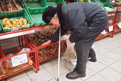 Một nửa dân Nga phàn nàn thiếu tiền