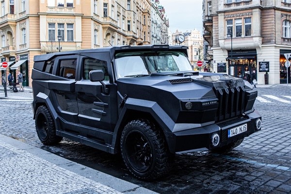 Hummer H2 phiên bản chống đạn với ngoại hình dữ tợn