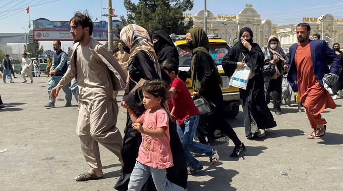 NÓNG: Bạo loạn bùng nổ ở sân bay Kabul - Lính Mỹ xả súng đặc biệt, Afghanistan căng thẳng tột độ