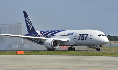 ANA hủy thêm 379 chuyến bay Boeing 787 Dreamliner