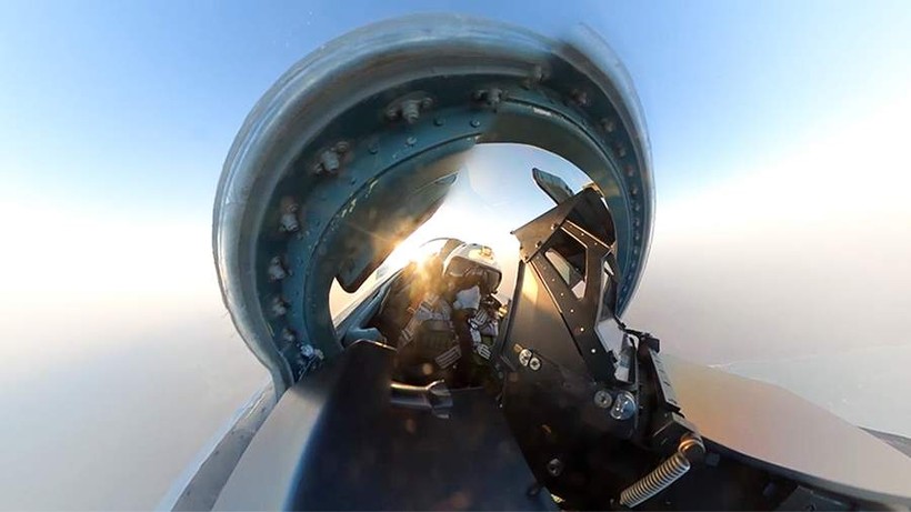 Nga bắn rơi Su-24 và MiG-29 tấn công Lugansk