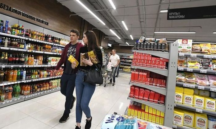 Cựu Tổng thống Medvedev nói về nền kinh tế Nga