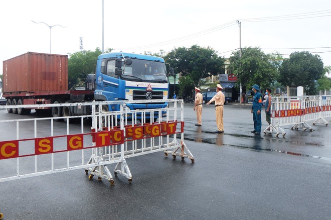 Đà Nẵng gỡ bỏ 8 chốt kiểm soát ra vào thành phố sau 46 ngày