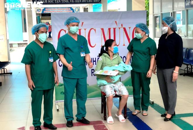 Tái dương tính với SARS-CoV-2, sản phụ từng mắc COVID-19 nhập viện