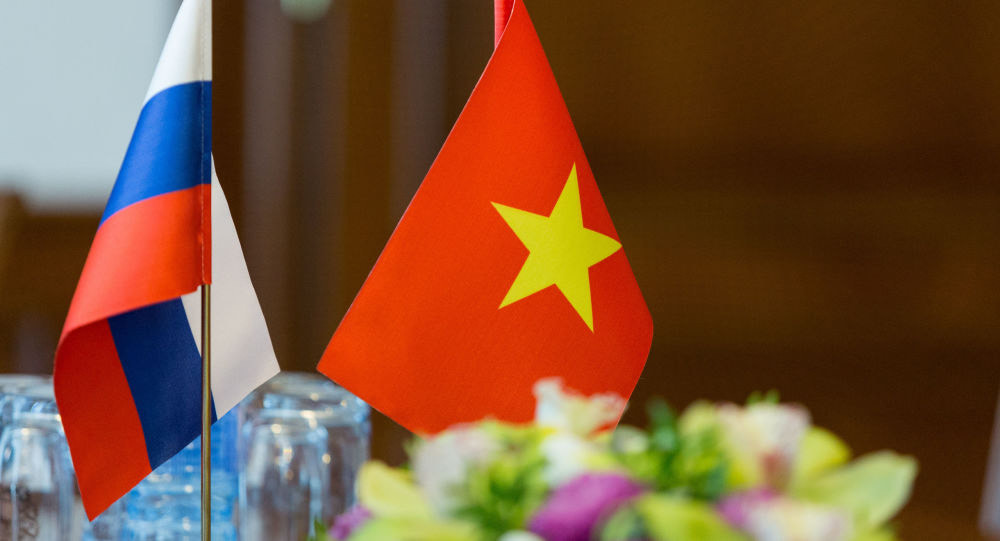 Lãnh đạo Việt Nam chúc mừng Quốc khánh Liên bang Nga