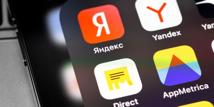 Thiết bị Apple phải cài ứng dụng do Nga sản xuất