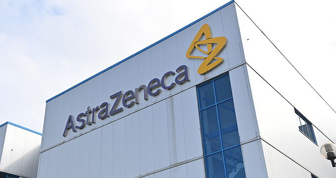 Xì-căng-đan khủng: Tiếp tục tăng mạnh sự ngờ vực về hiệu quả của vaccine AstraZeneca ngừa COVID