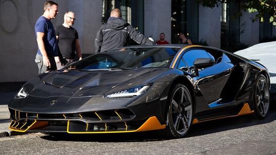 Bắt gặp dàn siêu xe 