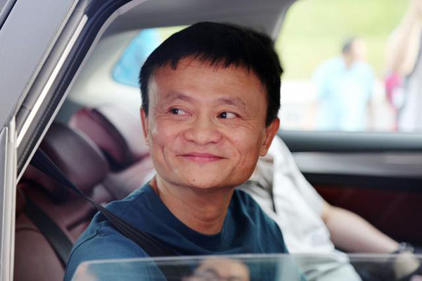 Jack Ma: 'Đằng sau người đàn ông thành đạt luôn có một người phụ nữ mạnh mẽ. Riêng tôi lại có rất nhiều'