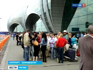 Moskva: Nghỉ lễ, nhiều chuyến bay bị trì hoãn