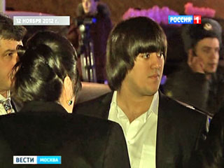 Moskva: Đám cưới Kavkaz lại nổ súng, 5 thanh niên Kavkaz vô cớ đâm người