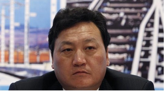 Hàng loạt quan tham Trung Quốc xin hưu non, tự tử