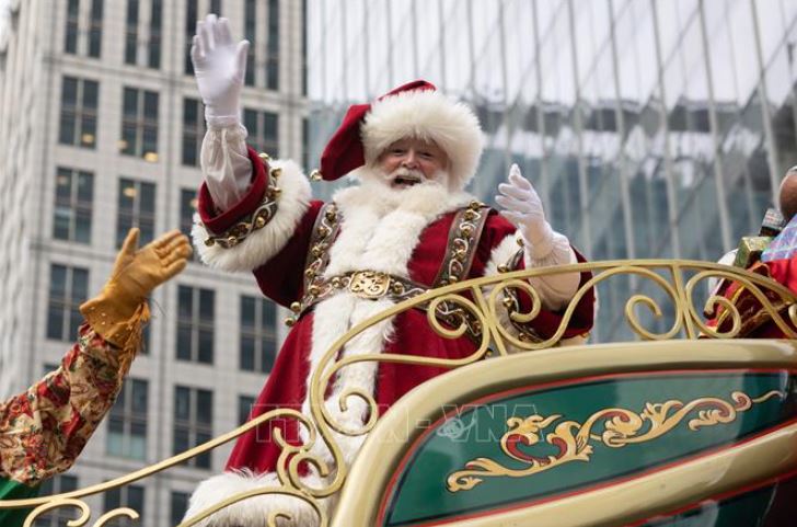 Sắc màu cuộc sống: Dùng radar quân sự 'săn' ông già Noel trong đêm Giáng sinh