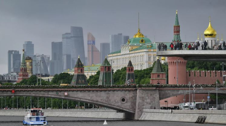 Điện Kremlin tuyên bố Moskva sẵn sàng đón tiếp Zelensky