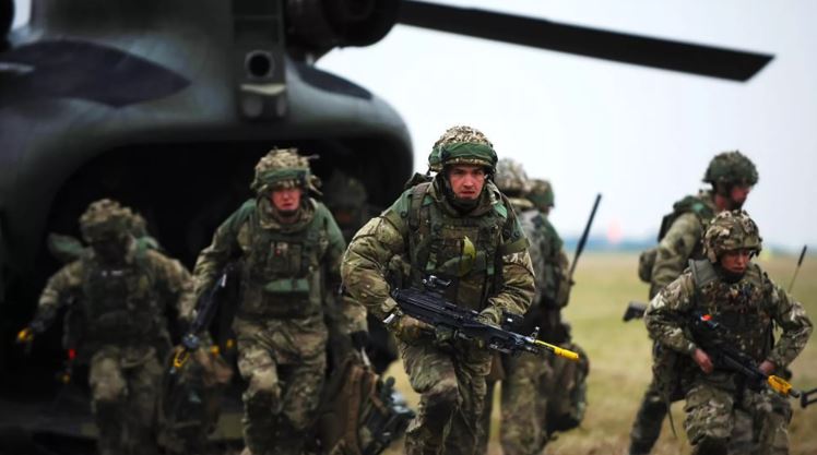 Anh tuyên bố sẵn sàng đưa quân tới Ukraina