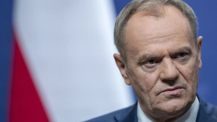 Chính trị gia Pháp gọi Thủ tướng Ba Lan Donald Tusk là 