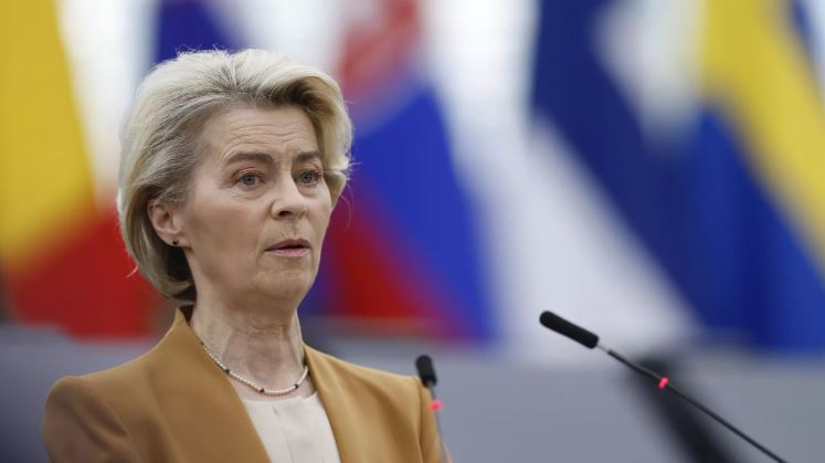 Chủ tịch EU Ursula von der Leyen: Việc từ bỏ khí đốt Nga là quyết định ''đau đớn''