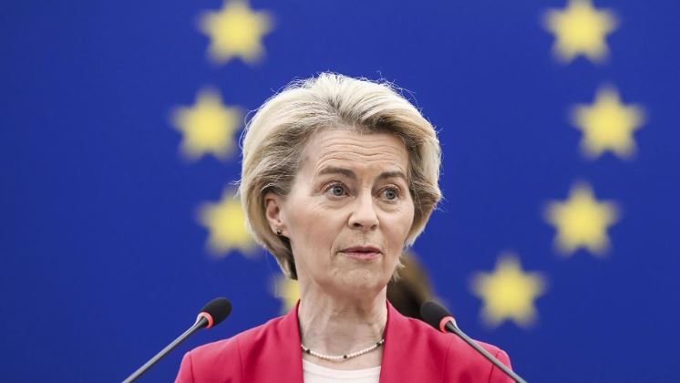 Người đứng đầu RDIF Dmitriev đề xuất “trao đổi” các biện pháp trừng phạt với bà von der Leyen