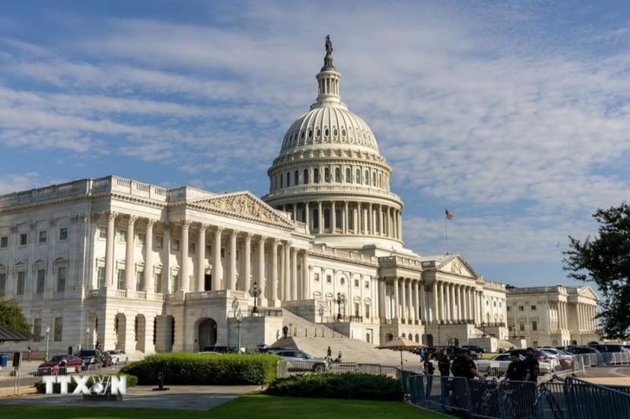 Chính phủ Mỹ tiếp tục đóng cửa sau thất bại bỏ phiếu tại Thượng viện