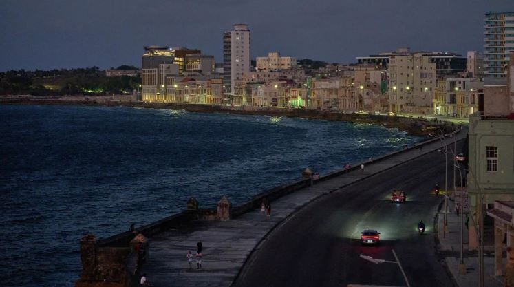 Nga sẵn sàng xem xét khả năng cung cấp dầu cho Cuba