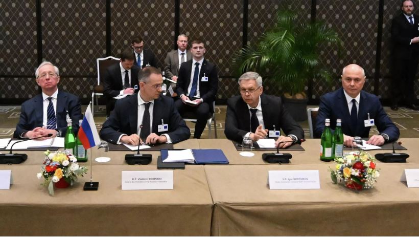 Kết thúc ngày đàm phán đầu tiên giữa Nga – Mỹ – Ukraina tại Geneva