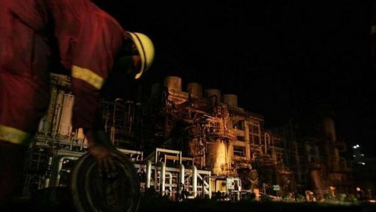 Tập đoàn dầu hàng đầu Ấn Độ quay lại mua dầu Nga sau một tháng tạm dừng