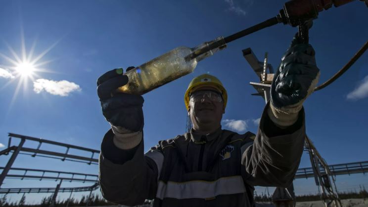 Giá dầu Brent vượt ngưỡng 118 USD/thùng