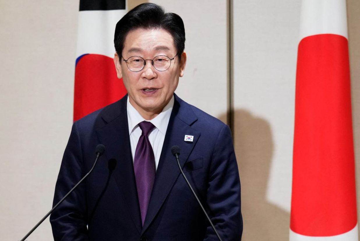 Tổng thống Hàn Quốc yêu cầu điều tra dân thường điều khiển UAV sang Triều Tiên