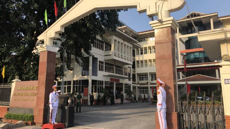 Trạm nghiên cứu biển của Trung tâm Nhiệt đới nằm cạnh khu nghỉ dưỡng lớn nhất Việt Nam