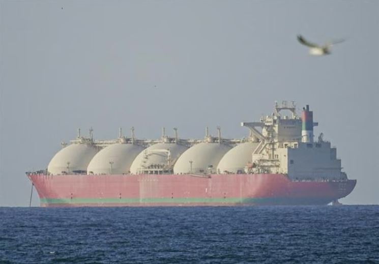 Iran, Oman thống nhất mở eo biển Hormuz 60 ngày
