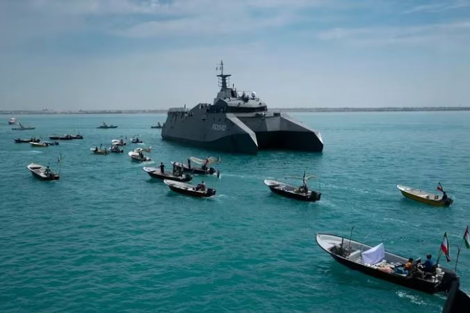 'Át chủ bài' của Iran trên eo biển Hormuz