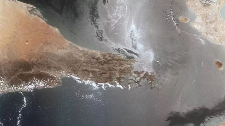 Bộ trưởng Ngoại giao Nga: Mục tiêu của Mỹ là kiểm soát việc vận chuyển dầu mỏ qua eo biển Hormuz