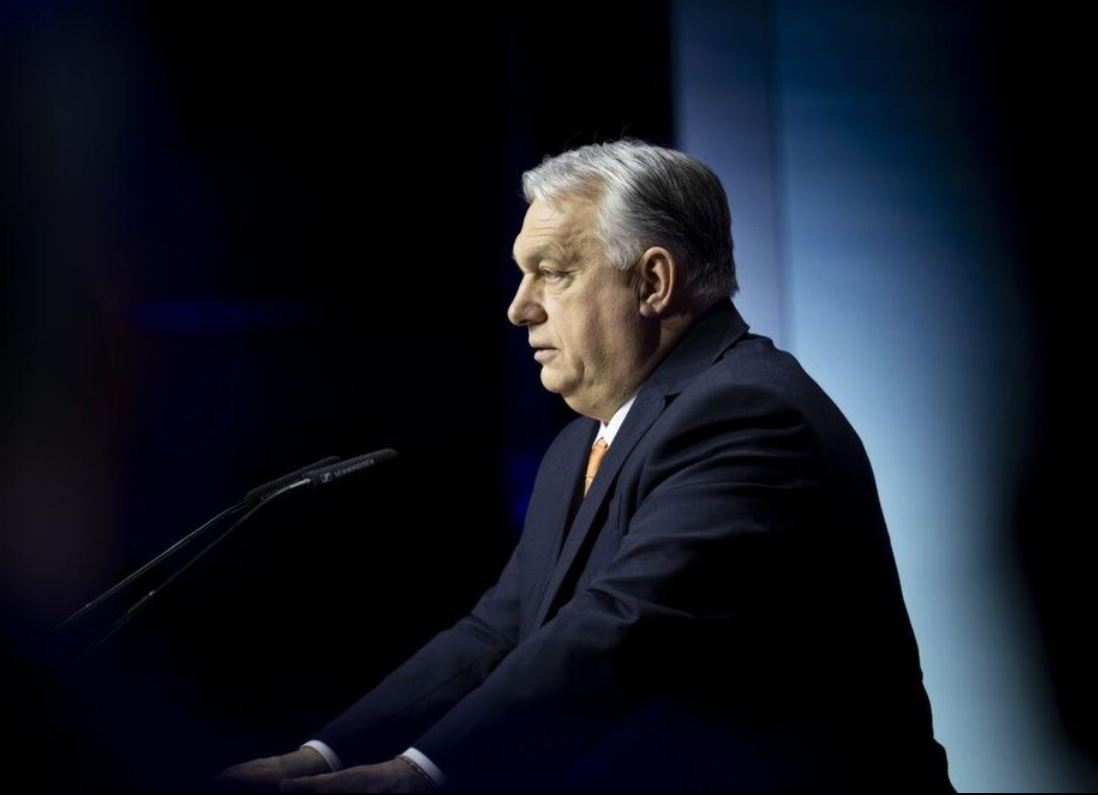 Hungary tạm ngừng cung cấp khí đốt cho Ukraine