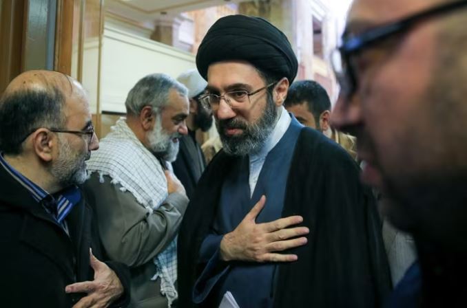 Lãnh tụ Tối cao Iran đang phục hồi và tham gia đàm phán