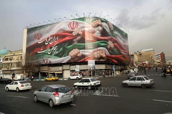 Nhấn mạnh những thời khắc lịch sử, Iran muốn gửi thông điệp gì tới Mỹ?