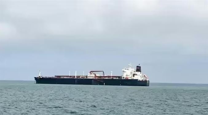 Cuộc 'chiến tranh' thực sự bắt đầu ngay sau khi Eo biển Hormuz mở lại