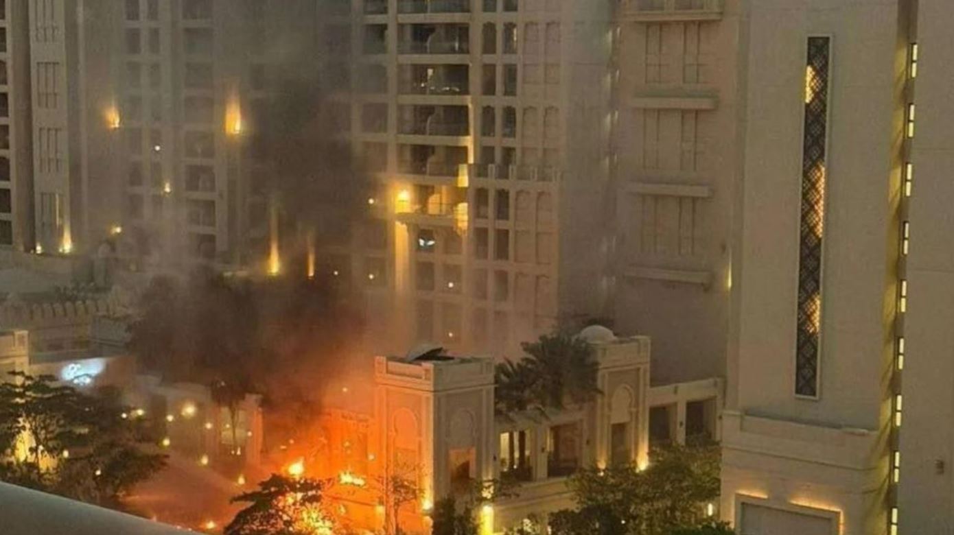 Iran tuyên bố tấn công khách sạn ở Dubai có lính Mỹ đang ở, bắn tên lửa Qadir 380 tầm xa 1.000 km vào 6 tàu đổ bộ Mỹ