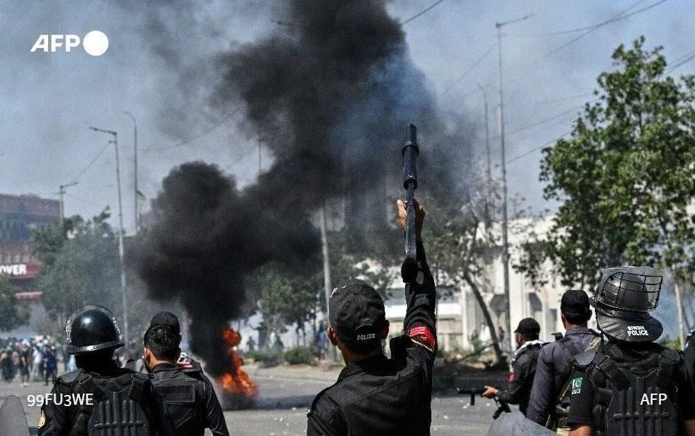 Biểu tình phản đối Mỹ lan rộng ở Pakistan, Iraq, thương vong lớn