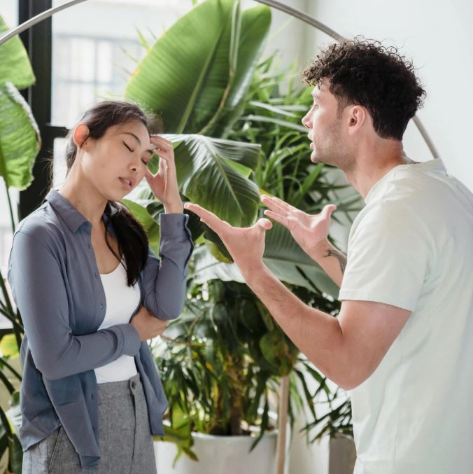Tôi bị vợ tát chỉ vì một cái bát, hôn nhân đứng trên bờ tan vỡ