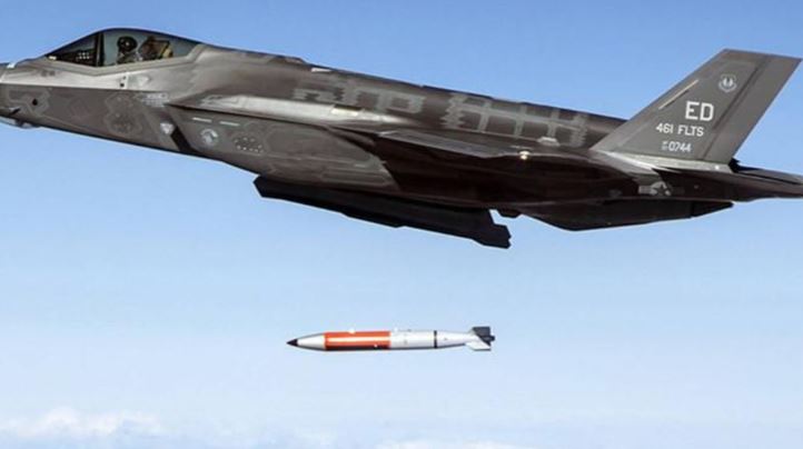 Quyết định gây chấn động của ông Trump