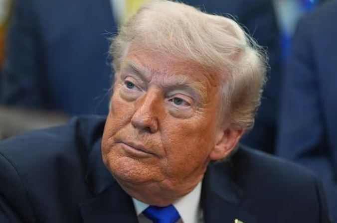 Ông Donald Trump nói 'có lẽ' khi đề cập việc rút quân khỏi Ý và Tây Ban Nha