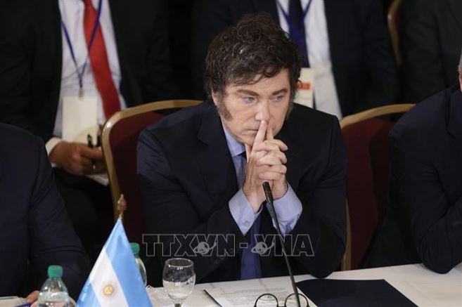 Mỹ bơm 20 tỷ USD để cứu nền kinh tế Argentina