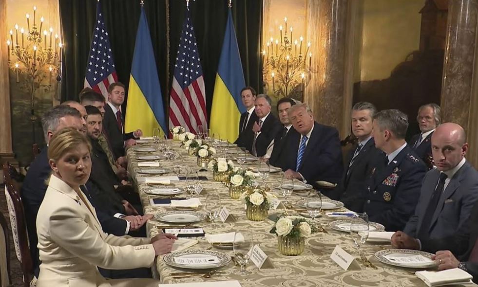 Vấn đề gai góc khiến Ukraine, Nga và Mỹ chưa thể hoàn thành nốt 5% còn lại của thỏa thuận hòa bình